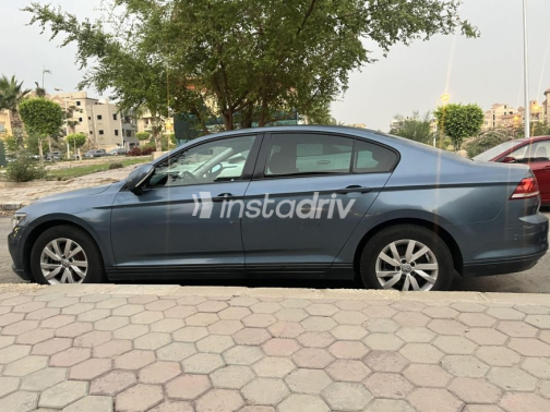 Volkswagen Passat 2018 Dark Blue Automatic Used for Sale in Cairo - 1