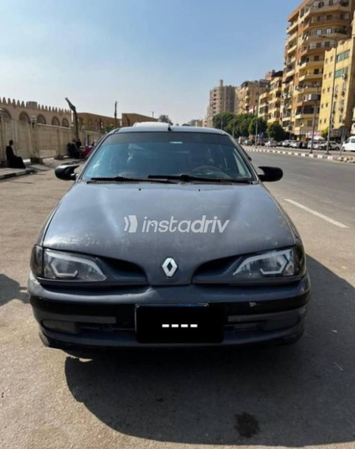 رينو ميجان 1999 بترولي أوتوماتيك مستعملة للبيع في الجيزة - 1