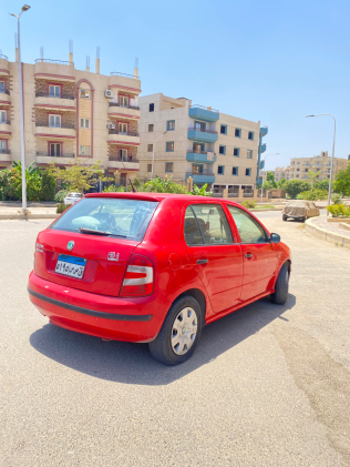 سكودا فابيا 2001 أحمر يدوي مستعملة للبيع في القاهرة الكبرى ( القاهرة - الجيزة)