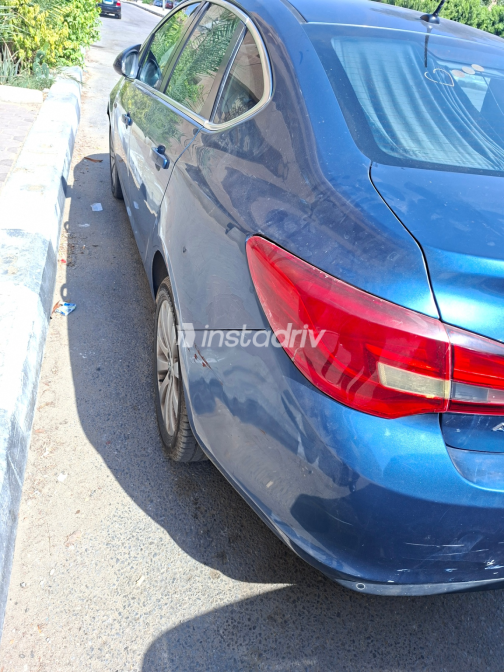 Opel Astra 2017 White Automatic Used for Sale in Greater Cairo ( Cairo + Giza) - 5
