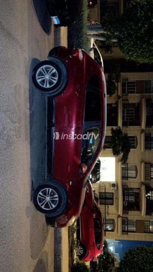 Nissan Qashqai 2013 Red Automatic Used for Sale in Cairo - 2