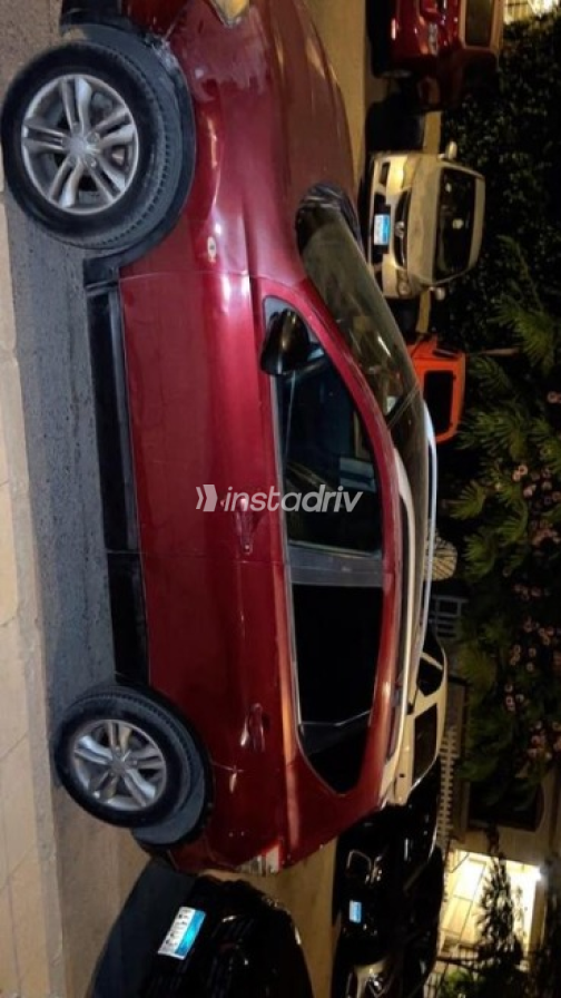 Nissan Qashqai 2013 Red Automatic Used for Sale in Cairo - 5
