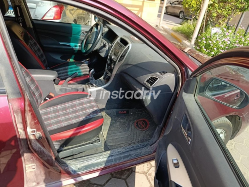 بى واى دى‬ F3 2025 أبيض أوتوماتيك مستعملة للبيع في القاهرة الكبرى ( القاهرة - الجيزة) - 2
