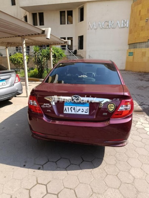 بى واى دى‬ F3 2025 أبيض أوتوماتيك مستعملة للبيع في القاهرة الكبرى ( القاهرة - الجيزة) - 8