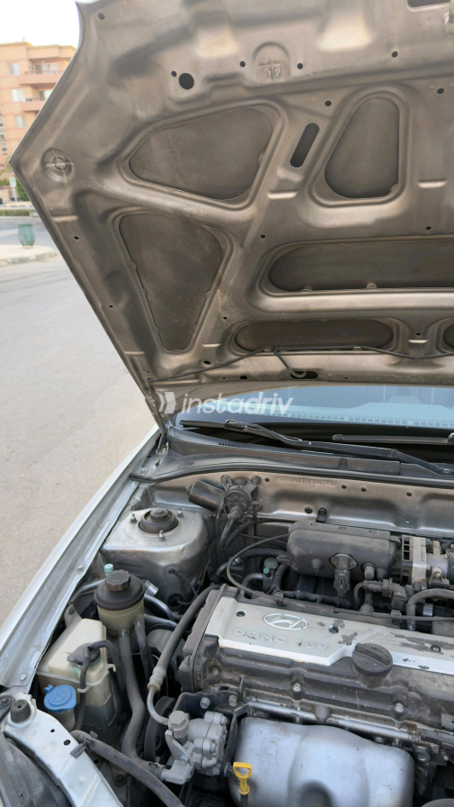 Hyundai Verna 2017 Silver Manual Used for Sale in Greater Cairo ( Cairo + Giza) - 8