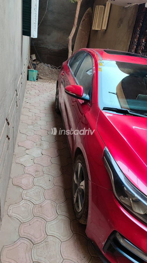 Kia Grand Cerato 2020 Red Automatic Used for Sale in Greater Cairo ( Cairo + Giza) - 2