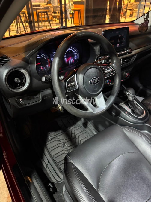 Kia Cerato 2020 White Automatic Used for Sale in Greater Cairo ( Cairo + Giza) - 2