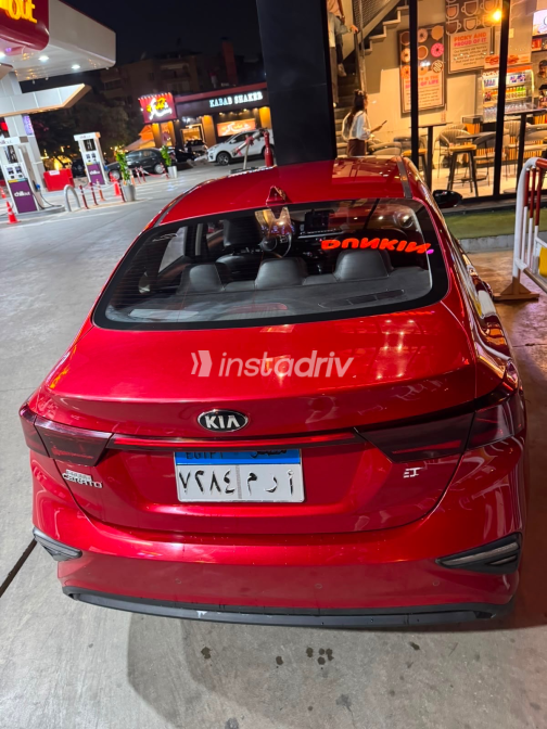 Kia Cerato 2020 White Automatic Used for Sale in Greater Cairo ( Cairo + Giza) - 6