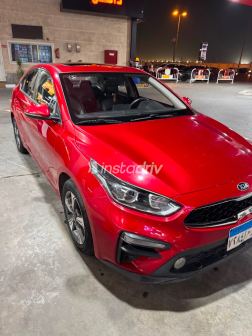 Kia Cerato 2020 White Automatic Used for Sale in Greater Cairo ( Cairo + Giza) - 7