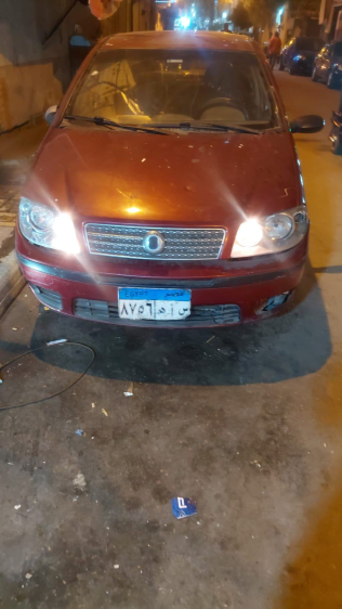 فيات بونتو 2009 أحمر يدوي مستعملة للبيع في القاهرة الكبرى ( القاهرة - الجيزة)