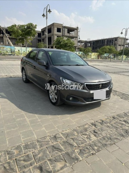 Peugeot 301 2021 White Automatic Used for Sale in Greater Cairo ( Cairo + Giza) - 2
