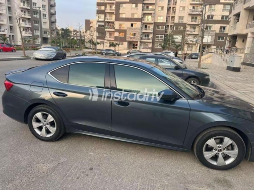 Skoda Octavia A8 2021 White Automatic Used for Sale in Greater Cairo ( Cairo + Giza) - 7