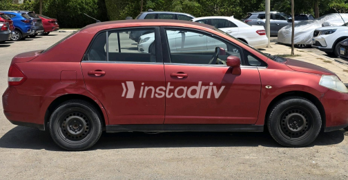 Nissan Tiida 2010 Red Automatic Used for Sale in Greater Cairo ( Cairo + Giza) - 1