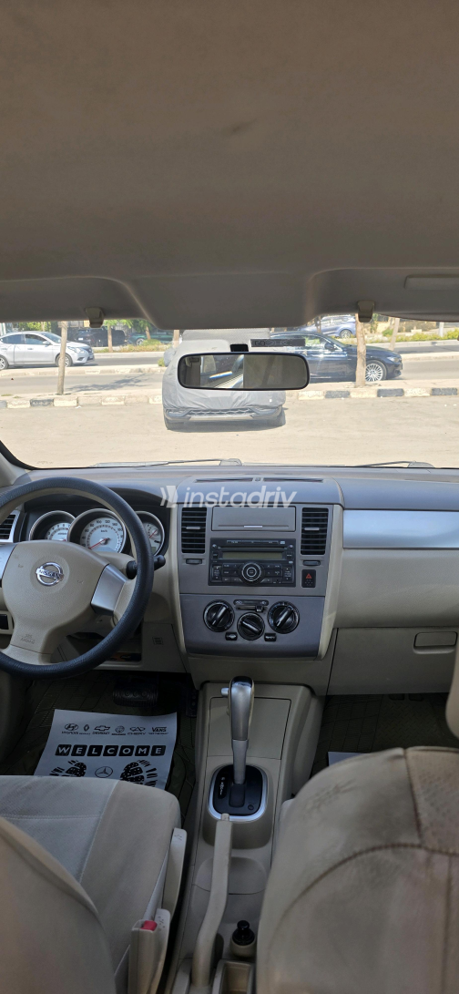 Nissan Tiida 2010 Red Automatic Used for Sale in Greater Cairo ( Cairo + Giza) - 5
