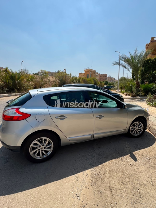 Renault Megane 2013 Silver Automatic Used for Sale in Greater Cairo ( Cairo + Giza) - 4