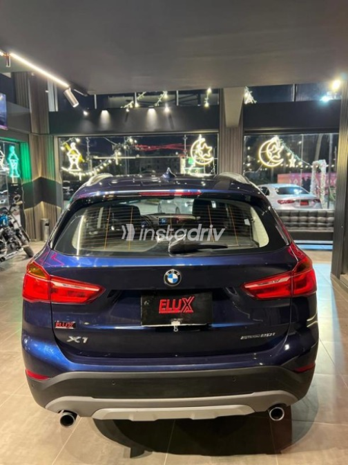 بي ام دبليو X1 2019 أزرق غامق أوتوماتيك مستعملة للبيع في مدينة الشيخ زايد - 5
