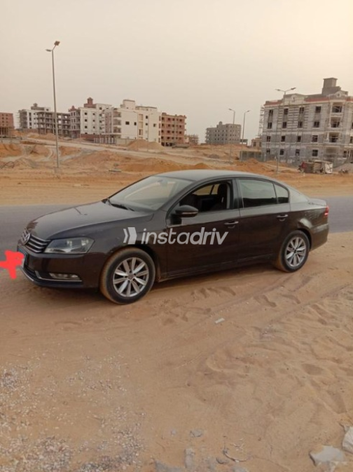 فولكس فاغن باسات 2015 بترولي أوتوماتيك مستعملة للبيع في حلوان - 2