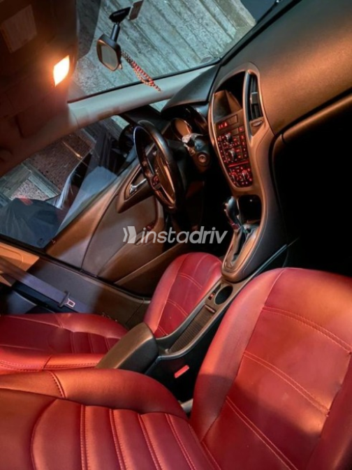 Opel Astra 2020 Black Automatic Used for Sale in Nasr city - 3