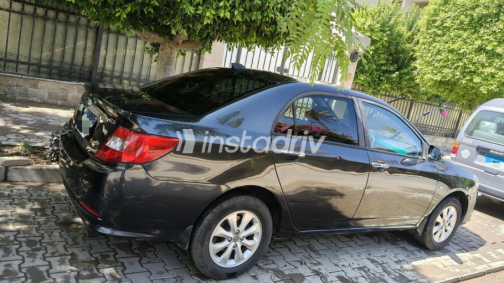 بى واى دى‬ F3 2020 أبيض أوتوماتيك مستعملة للبيع في القاهرة الكبرى ( القاهرة - الجيزة) - 8