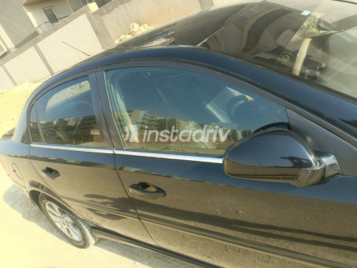 Opel Vectra 2008 Black Automatic Used for Sale in Greater Cairo ( Cairo + Giza) - 6