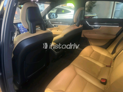 فولفو S90 2016 أسود أوتوماتيك مستعملة للبيع في القاهرة الكبرى ( القاهرة - الجيزة) - 1