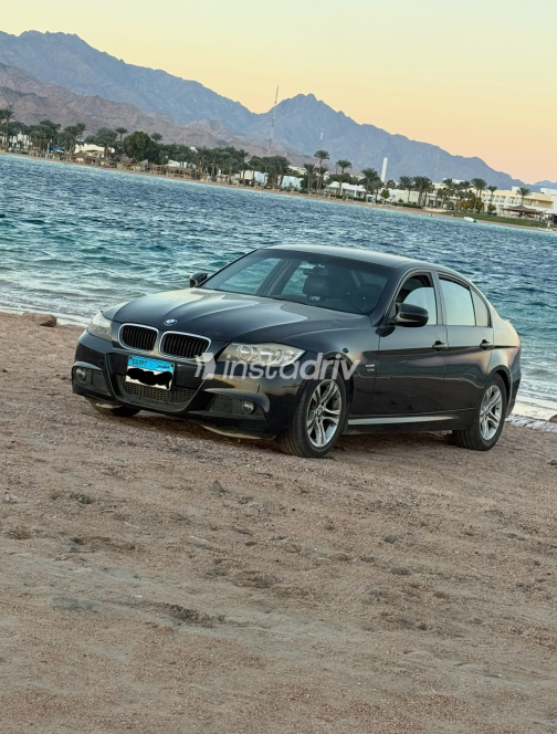 BMW 318 2011 Black Automatic Used for Sale in Greater Cairo ( Cairo + Giza) - 6