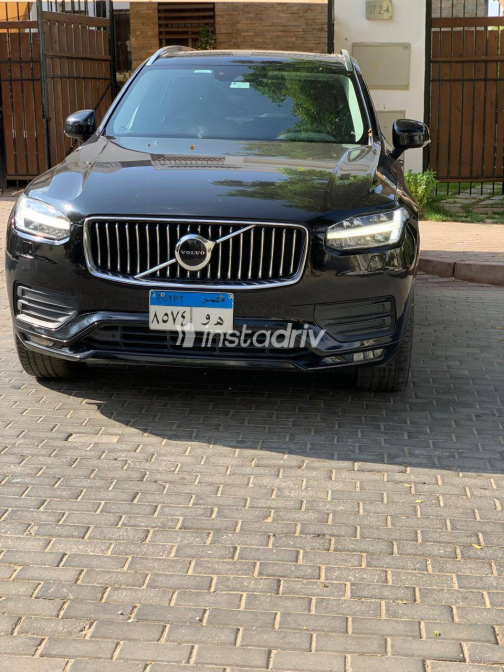 فولفو XC90 2020 أسود أوتوماتيك مستعملة للبيع في القاهرة الكبرى ( القاهرة - الجيزة) - 7