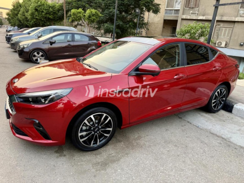 جاك J7 2025 أحمر غامق أوتوماتيك مستعملة للبيع في مدينة نصر - 3