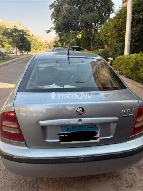 Skoda Octavia 2003 Silver Automatic Used for Sale in Cairo - 5