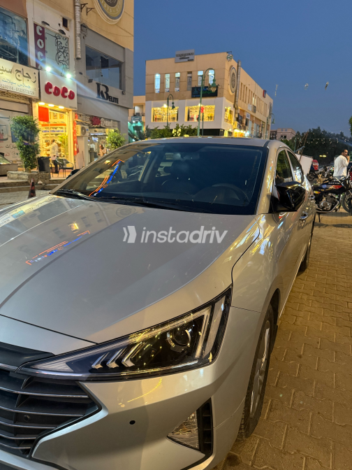 Hyundai Elantra AD 2026 Silver Automatic Used for Sale in Greater Cairo ( Cairo + Giza) - 2