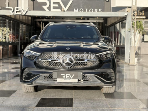 Mercedes GLC 300 2023 Black Automatic Used for Sale in Sheikh Zayed City - 2