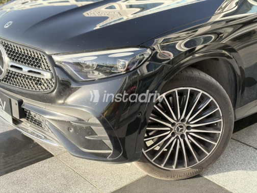 Mercedes GLC 300 2023 Black Automatic Used for Sale in Sheikh Zayed City - 4