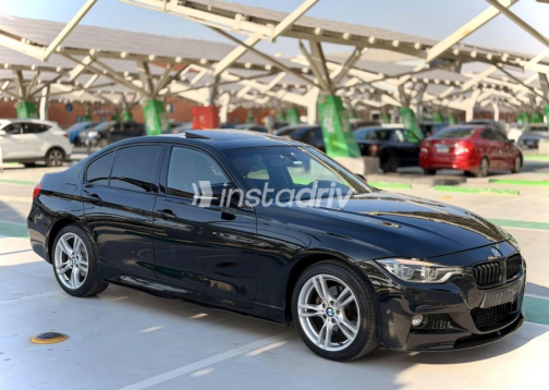 BMW 320 2016 Black Automatic Used for Sale in Cairo - 5