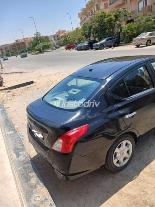 Nissan Sunny 2018 White Automatic Used for Sale in Greater Cairo ( Cairo + Giza) - 2