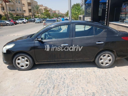 Nissan Sunny 2018 White Automatic Used for Sale in Greater Cairo ( Cairo + Giza) - 4