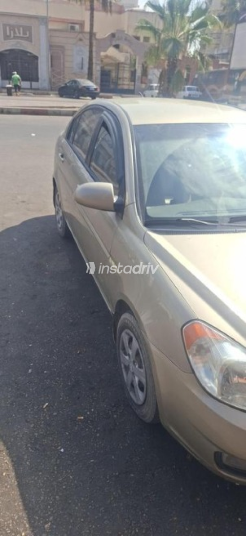 Hyundai Accent 2010 Gold Automatic Used for Sale in Damanhur - 3
