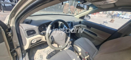 Hyundai Accent 2010 Gold Automatic Used for Sale in Damanhur - 5