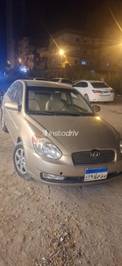 Hyundai Accent 2010 Gold Automatic Used for Sale in Damanhur - 6