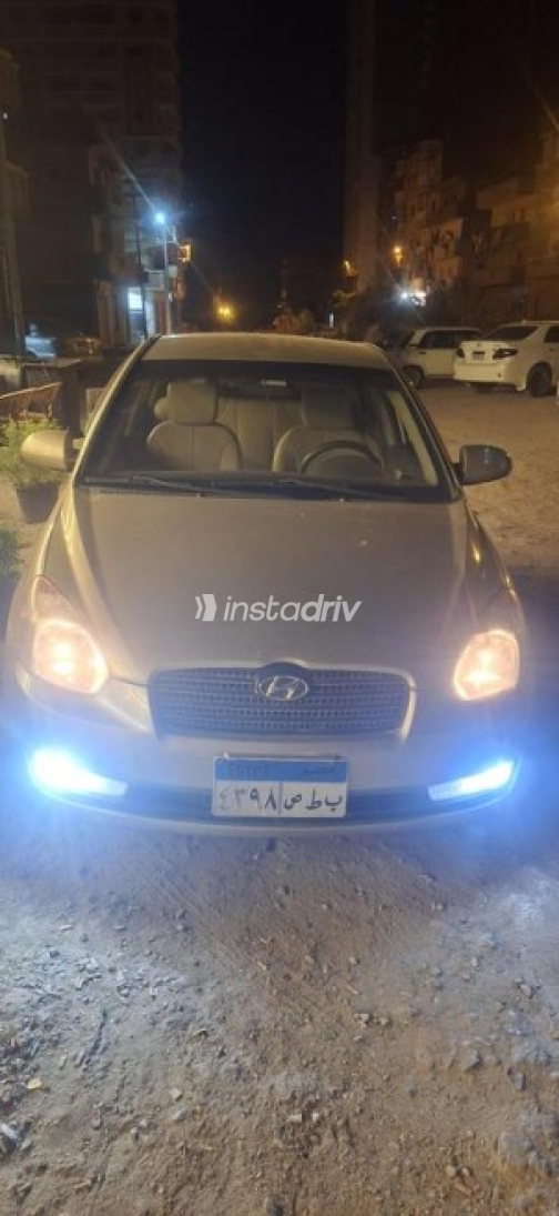 Hyundai Accent 2010 Gold Automatic Used for Sale in Damanhur - 7