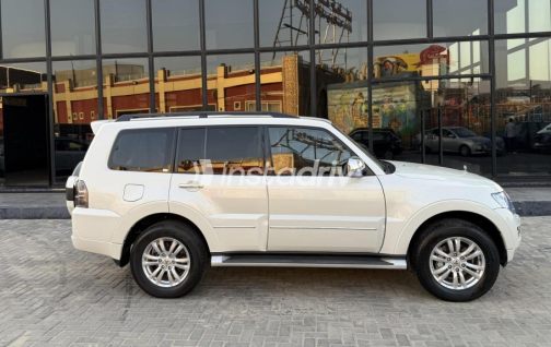 Mitsubishi Pajero 2020 White Automatic Used for Sale in Sheikh Zayed City - 4