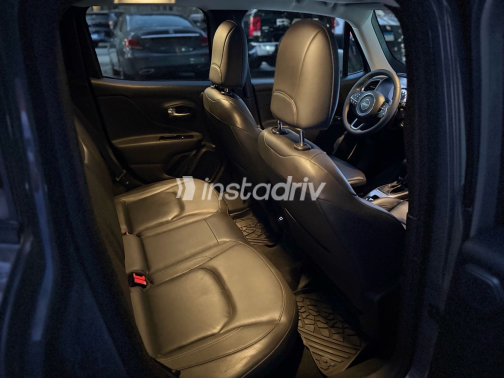 Jeep Renegade 2023 Gray Automatic Used for Sale in Greater Cairo ( Cairo + Giza) - 6
