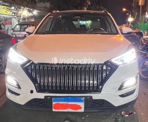 Hyundai Tucson 2020 White Automatic Used for Sale in Greater Cairo ( Cairo + Giza) - 5