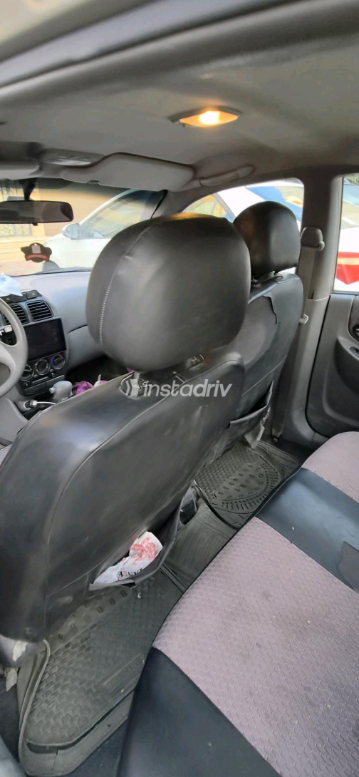 Hyundai Verna 2014 Champagne Automatic Used for Sale in Greater Cairo ( Cairo + Giza) - 5