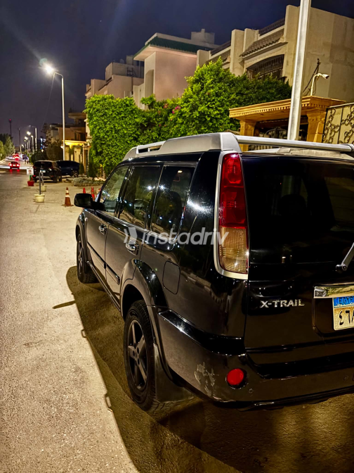 Nissan XTrail 2010 Black Automatic Used for Sale in Greater Cairo ( Cairo + Giza) - 3