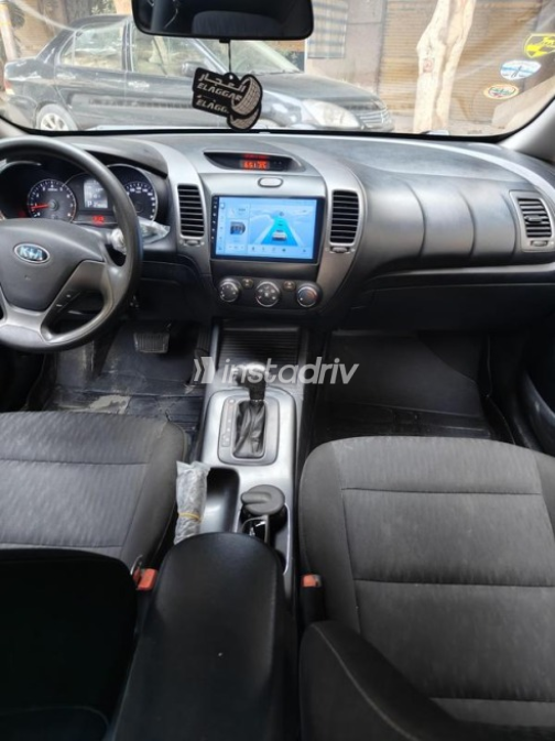 Kia Cerato 2015 Black Automatic Used for Sale in El Haram - 6
