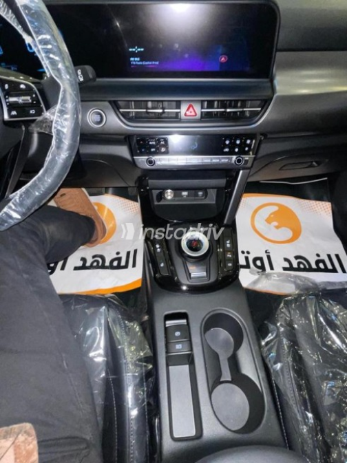 كيا سيلتوس 2024 أبيض أوتوماتيك مستعملة للبيع في طنطا - 10