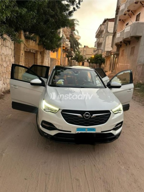 اوبل جراند لاند 2020 أبيض أوتوماتيك مستعملة للبيع في القاهرة الكبرى ( القاهرة - الجيزة) - 8