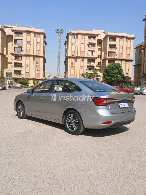 ام جى 5 2021 فضي CVT مستعملة للبيع في القاهرة الكبرى ( القاهرة - الجيزة) - 2