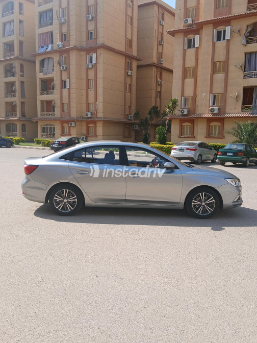 ام جى 5 2021 فضي CVT مستعملة للبيع في القاهرة الكبرى ( القاهرة - الجيزة) - 7