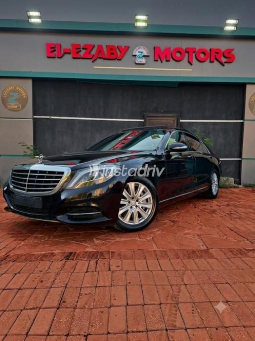 مرسيدس S 400 2015 أسود أوتوماتيك مستعملة للبيع في مدينة نصر - 1